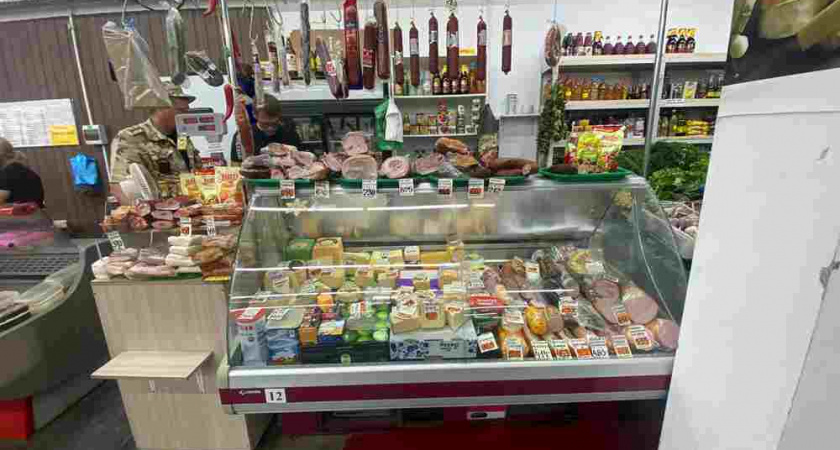 Из магазина в Волжском изъяли подозрительную продукцию