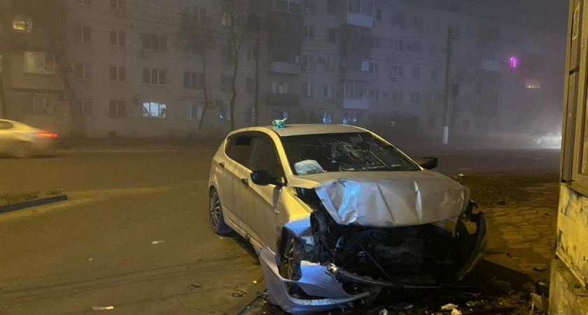 Четыре человека оказались в больнице после ДТП в Дзержинском районе