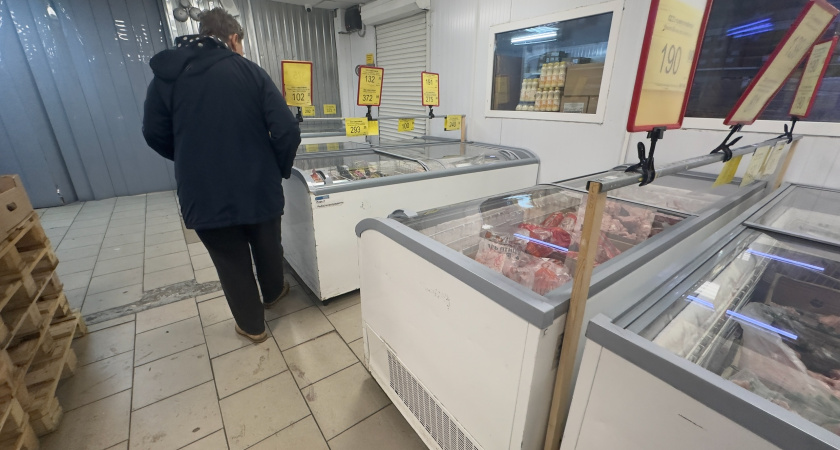 Взял форель в "Светофоре" для засолки икры к Новому году — только дома понял, какая она: личный опыт и честный обзор