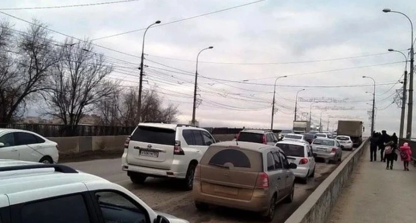 Ремонт моста через ВДСК в Волгограде: почему проект разработают за 2,6 млн вместо 8 млн и при чём тут Бастрыкин