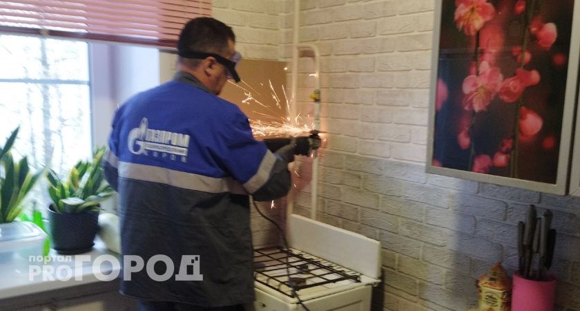 В волгоградских домах убрали десятки нелегальных врезок в газопровод