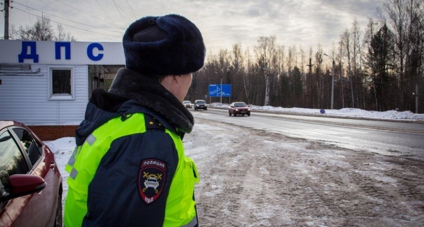 Остановили сотрудники ГИБДД? 5 фраз, после которых инспектор отпустит и пожелает счастливого пути