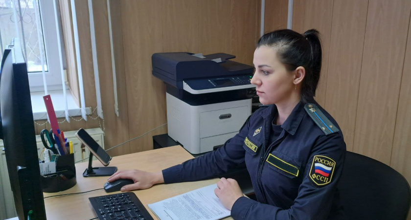 Приставы заставили многодетного волгоградца выплатить гигантский долг по алиментам