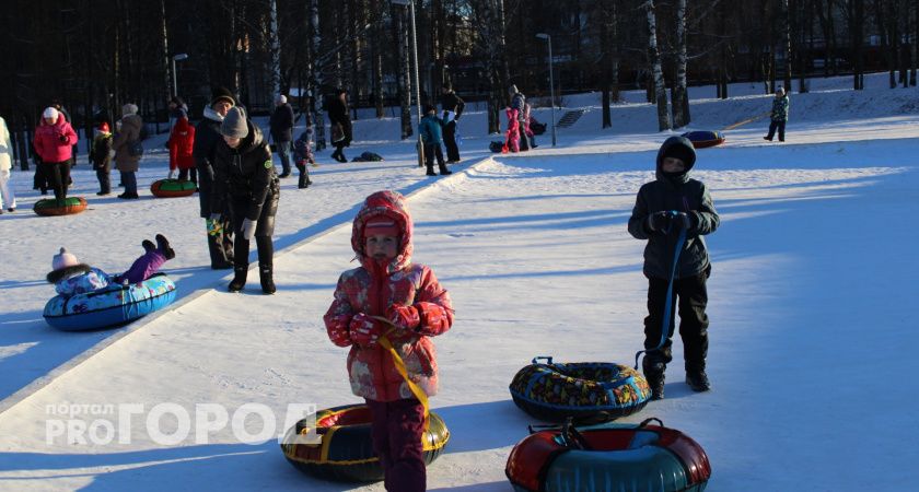 Снежные горки в центре Волгограда временно закрылись из-за тепла