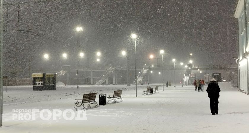 Синоптики предупреждают волгоградцев о гололеде и мокром снеге на Рождество