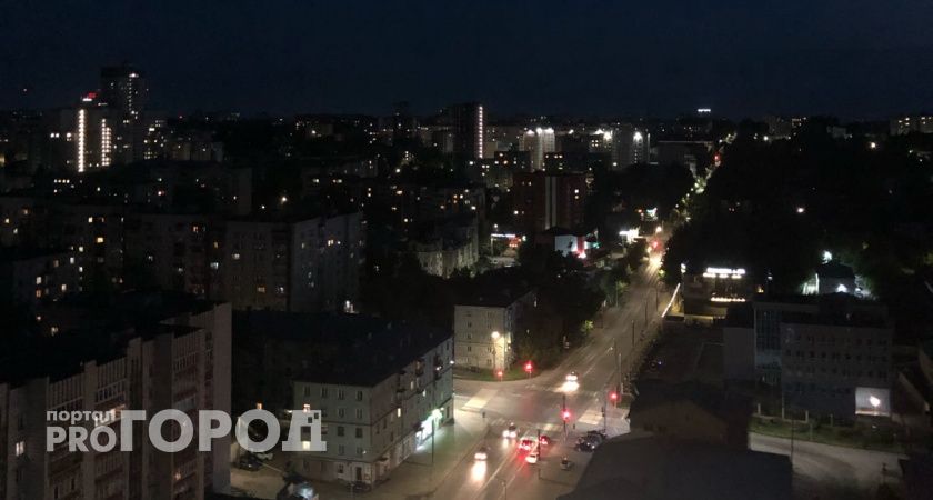 Обломок беспилотника поджег нефтебазу в Волгоградской области 