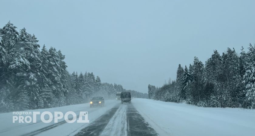 На трассе в Волгоградской области включили систему оповещения для водителей