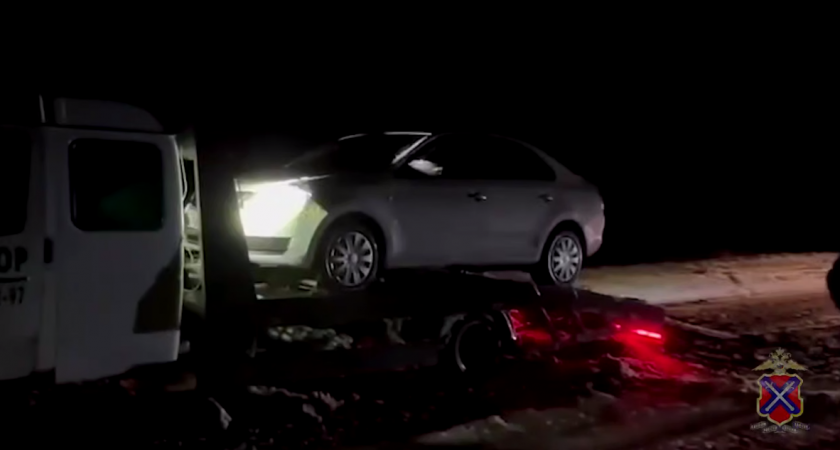 В Еланском районе 10-летний мальчик вез пьяного отца из гостей на «Шкоде»