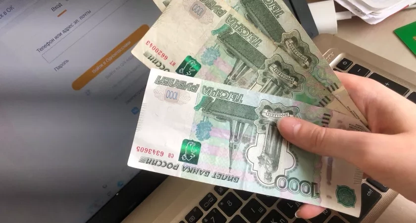 Жительница Волгограда стала жертвой мошенников из-за покупки морепродуктов