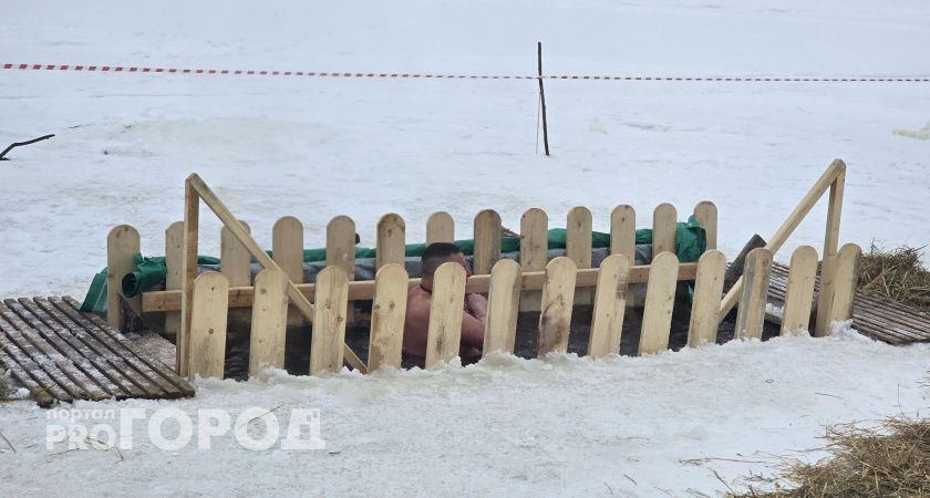В крещенскую ночь под Волгоградом в проруби утонул мужчина