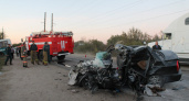 В Волгограде Hyundai столкнулся с автобусом, двое погибли