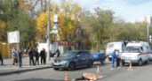 В Кировском районе грузовик насмерть сбил женщину
