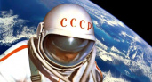 Он первым вышел в космос