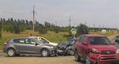 В Волгограде столкнулись сразу три автомобиля