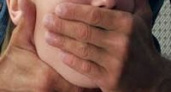 В Волгоградской области школьницу насиловали отчим и его брат