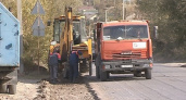 В Волгограде на улице Римского-Корсакова ведется дорожный ремонт
