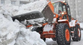 В Волгограде дорожники за ночь вывезли 780 кубов снега