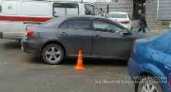 В Волгограде водитель иномарки, сдавая назад, сбил пешехода