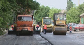 В Волгограде дорожный ремонт на улице Изобильной завершится к середине июня