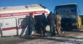 Под Волгоградом «скорая» столкнулась с автобусом