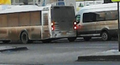 В Волгограде столкнулись маршрутка и автобус