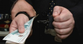 В Волгограде двое юристов обвиняются в мошенничестве