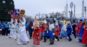 В Волгограде прошел парад сказочных героев