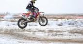 Зима мотокроссу не помеха