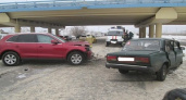 В Волжском «Ауди» наехала на «ВАЗ»