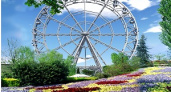 В волгоградском ЦПКиО устанавливают 50-метровое колесо обозрения