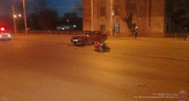 В Волгограде молодой парень сбил мотоциклиста