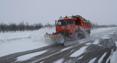 Дорожники продолжают обрабатывать трассы региона