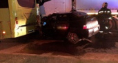 В Волгограде водитель без прав врезался в автобус и грузовик