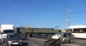 В Волгограде легковушка на встречке влетела в КамАЗ