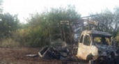 Под Волгоградом ночью две машины сгорели после аварии