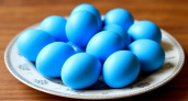 Как покрасить яйца в синие оттенки без химии