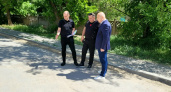 Волгоградцы нашли дефекты на новой дороге в Тракторозаводском районе — подрядчик пообещал всё исправить