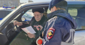 В ГАИ наконец поставили жирную точку: до какого возраста можно водить машину - пенсионерам указали на действующие ограничения