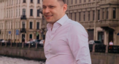 «Списали со счетов, как отработанный материал»: семья бывшего главного режиссера театра кукол в Волжском шокирована его увольнением