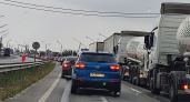 Федеральная трасса под Волгоградом встала в гигантской пробке на 15 километров