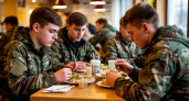 5 блюд, которые ненавидят срочники в армейских столовых СССР — едят и давятся