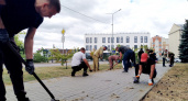 Руководители Урюпинска взяли в руки метлы и грабли