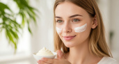 Косметолог назвала российские кремы, которые заменят уколы ботокса: «сдуют» морщины с лица