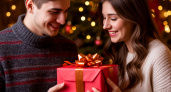 Хватит дарить варежки, конфеты и полотенца: 20 идей подарков на Новый год, которые точно запомнятся