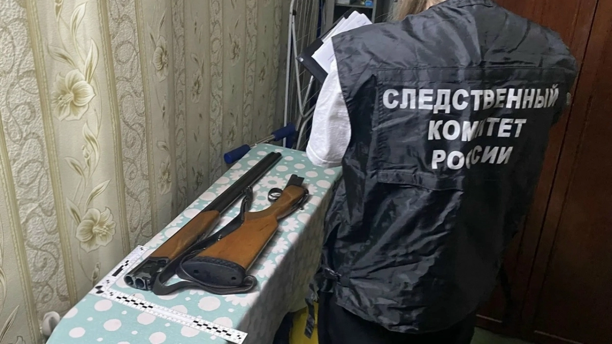 В Калачевском районе мужчина открыл стрельбу по двум рыбакам из-за машины