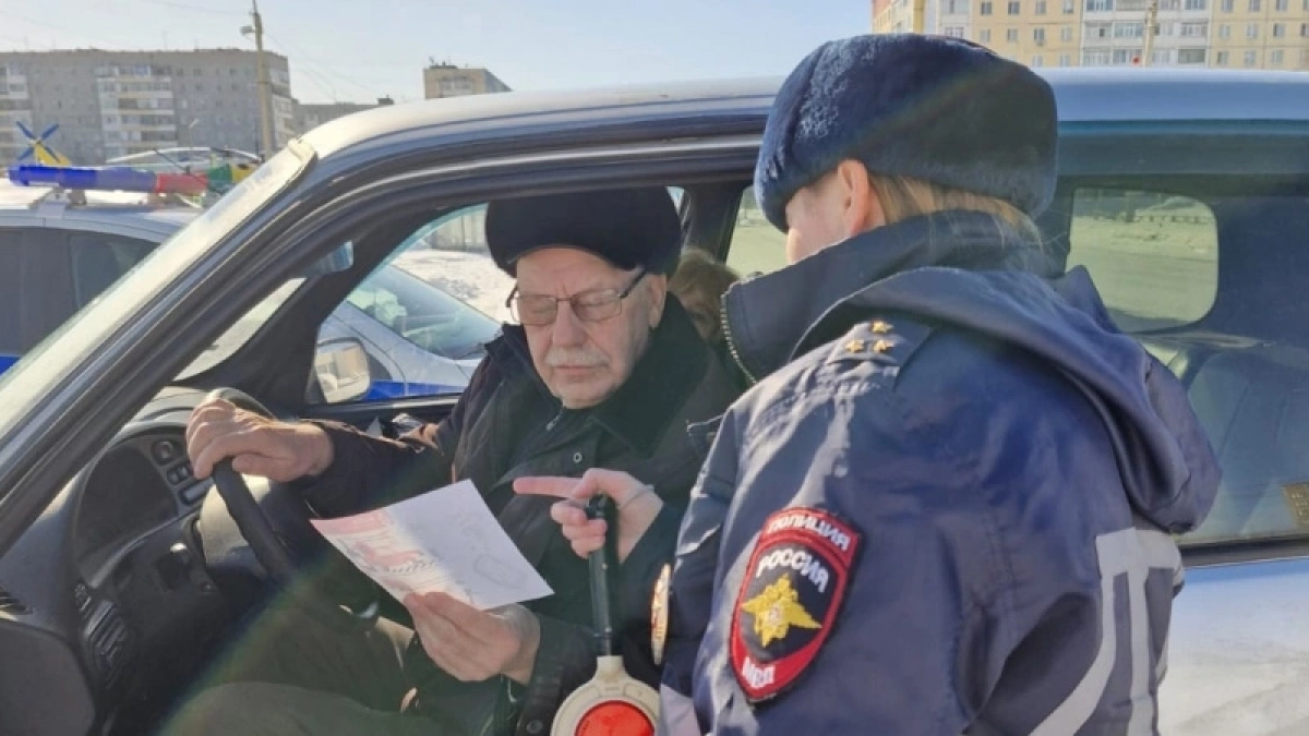 В ГАИ поставили жирную точку: до какого возраста можно водить машину - пенсионерам указали на действующие ограничения