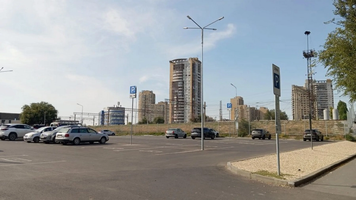 В Волгограде начали выдавать резидентные разрешения на парковку