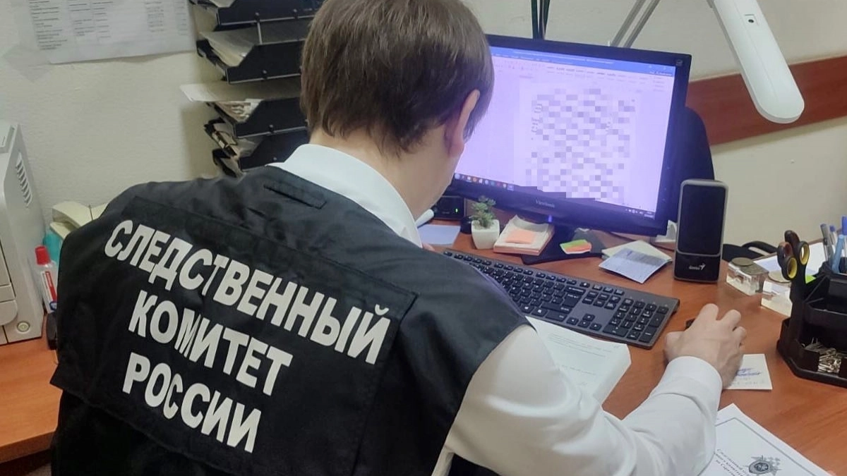 В Волгограде мужчина облил женщину горючей жидкостью и поджег