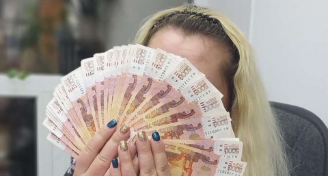 С 10 мая Центробанк заберет 5-тысячные купюры, которые есть у россиян: неприятный сюрприз