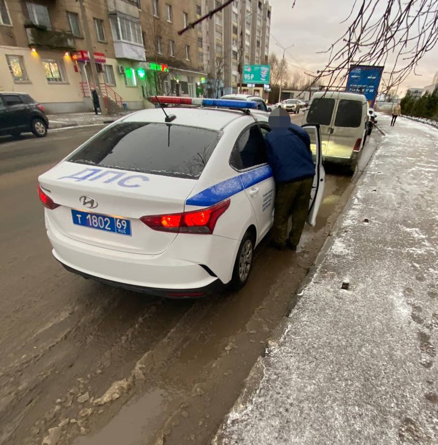 С 11 июня выехавшим за город на авто будут аннулировать права: водителей ждет новый сюрприз